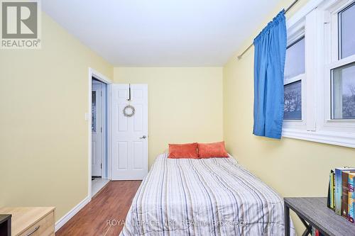 40 Shakespeare Avenue, St. Catharines (Haig), ON - Indoor Photo Showing Bedroom
