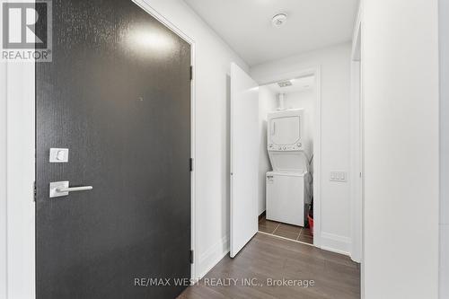 603 - 20 Brin Drive, Toronto, ON - Indoor Photo Showing Laundry Room