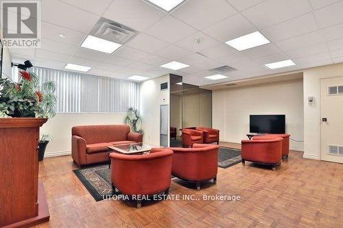 1809 - 3700 Kaneff Crescent, Mississauga, ON - Indoor Photo Showing Other Room