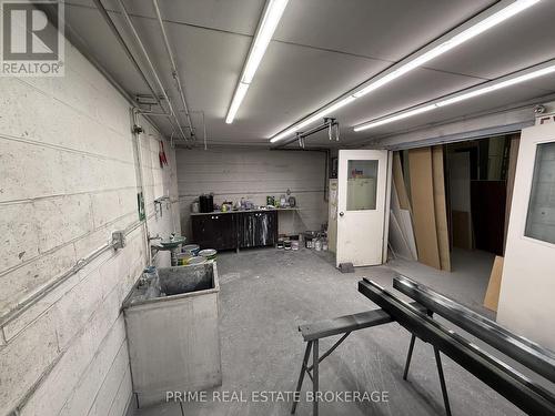 Front - 312 Sovereign Road, London East (East J), ON 