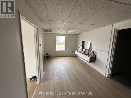 Front - 312 Sovereign Road, London East (East J), ON 