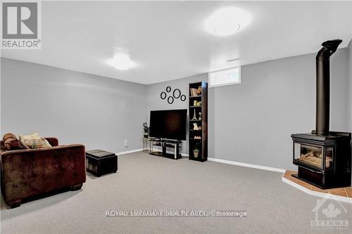 133 Woodpark Way, Ottawa, ON - Indoor
