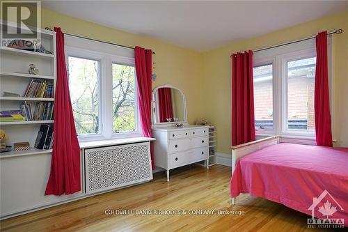 62 Powell Avenue, Ottawa, ON - Indoor Photo Showing Bedroom