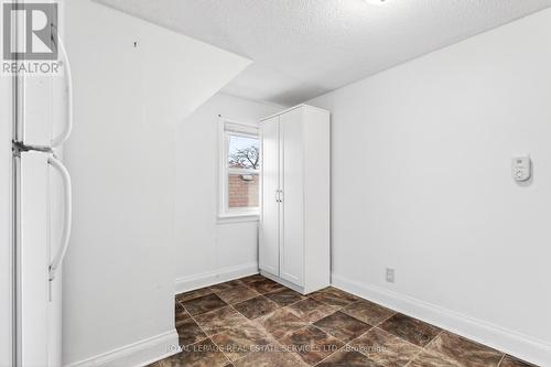 53 Kinsey Street, St. Catharines, ON - Indoor Photo Showing Other Room