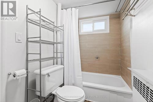 53 Kinsey Street, St. Catharines, ON - Indoor Photo Showing Bathroom