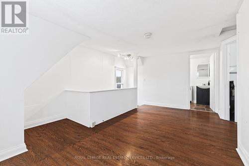 53 Kinsey Street, St. Catharines, ON - Indoor Photo Showing Other Room