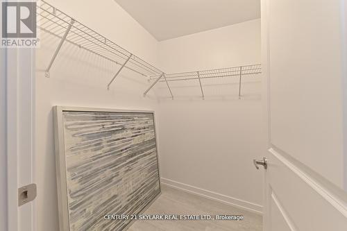 401 - 460 Dundas Street E, Hamilton, ON - Indoor