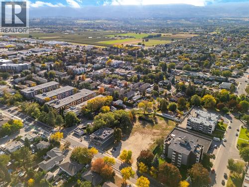 1923 Lindahl Street, Kelowna, BC - Outdoor With View