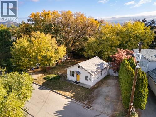 1923 Lindahl Street, Kelowna, BC - Outdoor