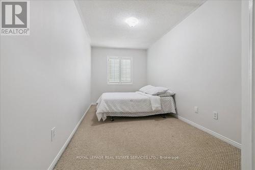 2365 Grand Ravine Drive, Oakville, ON - Indoor Photo Showing Bedroom