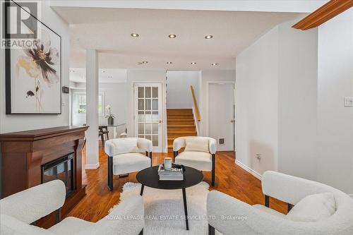 2365 Grand Ravine Drive, Oakville, ON - Indoor