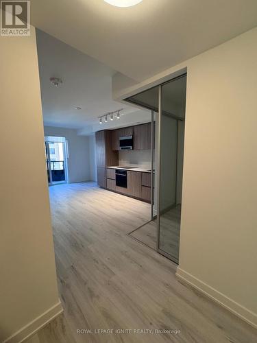 503 N - 120 Broadway Avenue, Toronto, ON - Indoor