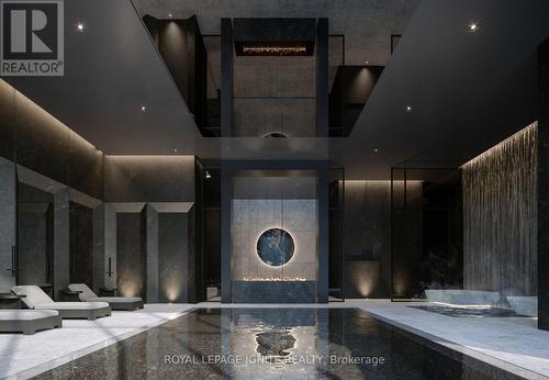 503 N - 120 Broadway Avenue, Toronto, ON - Indoor Photo Showing Other Room