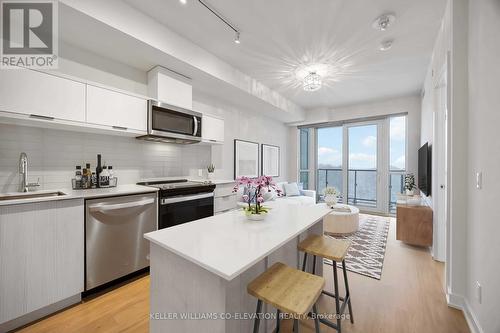 914 - 10 DEERLICK COURT  Toronto, ON M3A 0A7