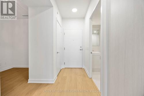 914 - 10 Deerlick Court, Toronto, ON - Indoor Photo Showing Other Room