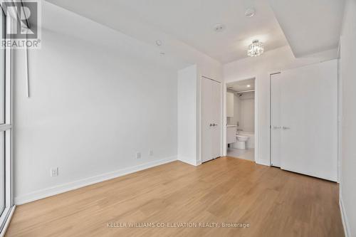 914 - 10 Deerlick Court, Toronto, ON - Indoor Photo Showing Other Room