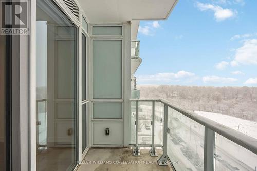 914 - 10 Deerlick Court, Toronto, ON - Outdoor With Exterior