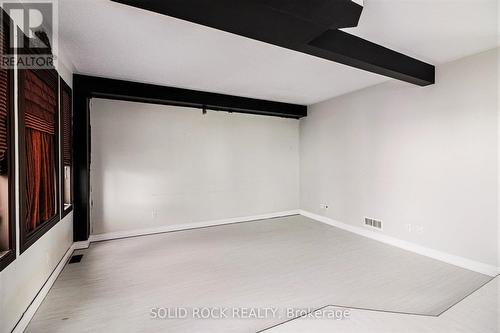 2121 Valin Street, Ottawa, ON - Indoor Photo Showing Other Room