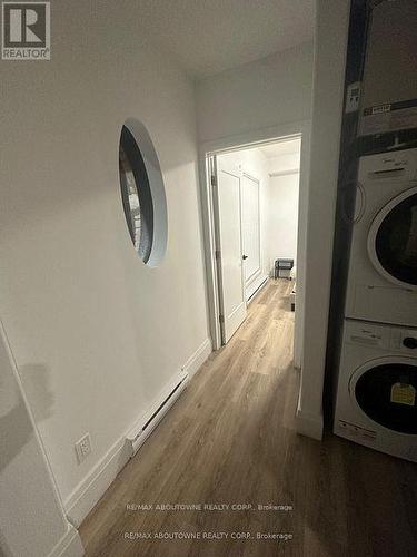 66 Wellington Street S, Hamilton, ON - Indoor Photo Showing Laundry Room
