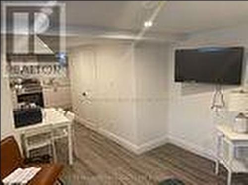 66 Wellington Street S, Hamilton, ON - Indoor