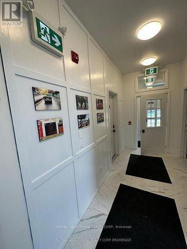 66 Wellington Street S, Hamilton, ON - Indoor Photo Showing Other Room