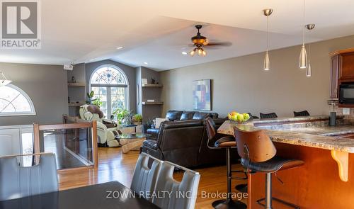 1433 Girard Drive, Lakeshore, ON - Indoor