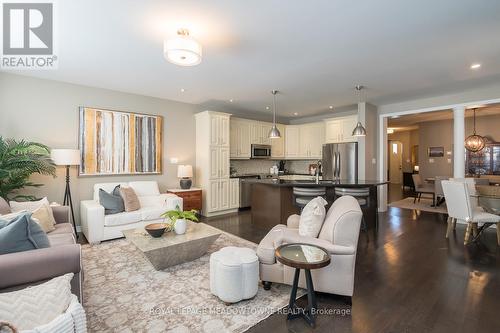 20 - 485 Pringle Avenue, Milton, ON - Indoor Photo Showing Living Room