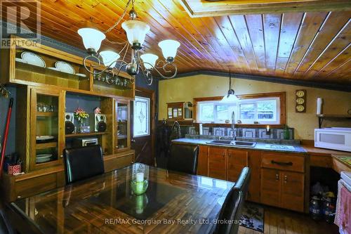 1445 Cedar Point Road, Tiny, ON - Indoor