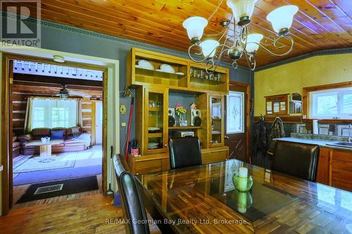 1445 Cedar Point Road, Tiny, ON - Indoor Photo Showing Dining Room