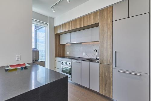 Cuisine - 4502-1188 Rue St-Antoine O., Montréal (Ville-Marie), QC - Indoor Photo Showing Kitchen