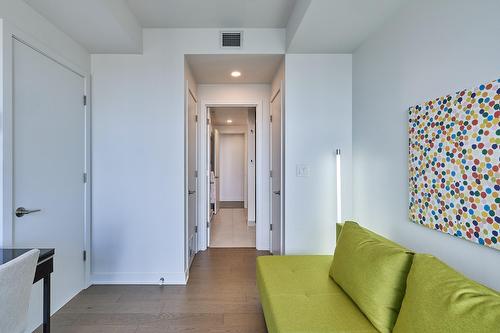 Chambre à coucher - 4502-1188 Rue St-Antoine O., Montréal (Ville-Marie), QC - Indoor Photo Showing Other Room