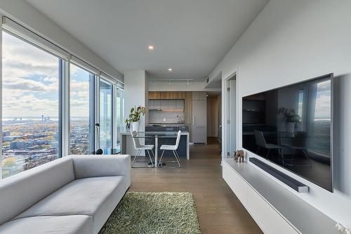 Salon - 4502-1188 Rue St-Antoine O., Montréal (Ville-Marie), QC - Indoor Photo Showing Living Room
