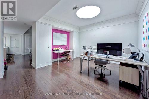 118 Avenue Road, Toronto, ON 