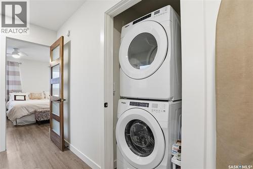 712 7Th Street E, Saskatoon, SK - Indoor Photo Showing Laundry Room