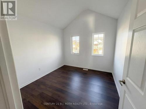 23 Adams Road, New Tecumseth, ON - Indoor Photo Showing Other Room