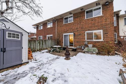 8 - 2079 Meadowbrook Road, Burlington, ON - Outdoor With Exterior