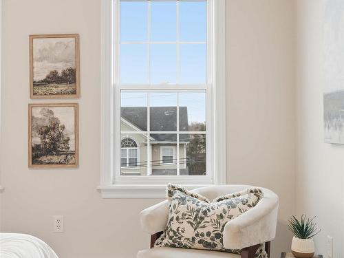 69 Outrigger Cres, Halifax, NS 