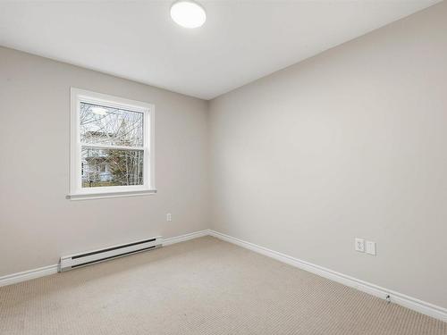 69 Outrigger Cres, Halifax, NS 