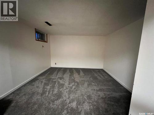 375 7Th Avenue Nw, Swift Current, SK - Indoor Photo Showing Other Room