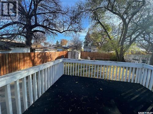 375 7Th Avenue Nw, Swift Current, SK - Outdoor With Deck Patio Veranda