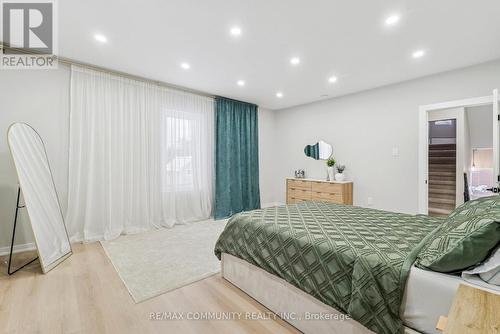 119 Jephson Street, Tay, ON - Indoor Photo Showing Bedroom