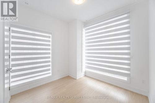 1 Taylor Court, Caledon, ON - Indoor Photo Showing Other Room