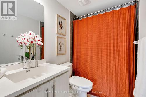 98 - 20 William Jackson Way, Toronto, ON - Indoor Photo Showing Bathroom