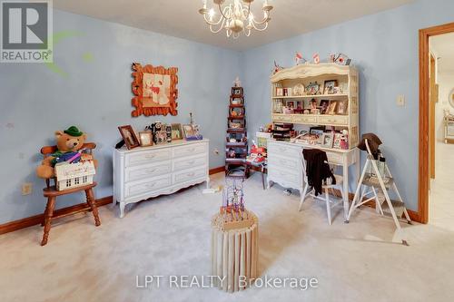 6 Fenton Way, Brampton, ON - Indoor Photo Showing Other Room