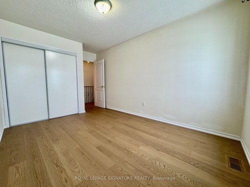 7 Yale Lane, Markham, ON - Indoor Photo Showing Other Room