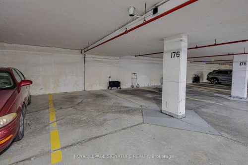 1419-1880 Valley Farm Road, Pickering, ON - Indoor Photo Showing Garage