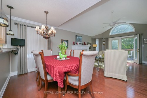 11 Montebello Terrace, New Tecumseth, ON - Indoor Photo Showing Dining Room