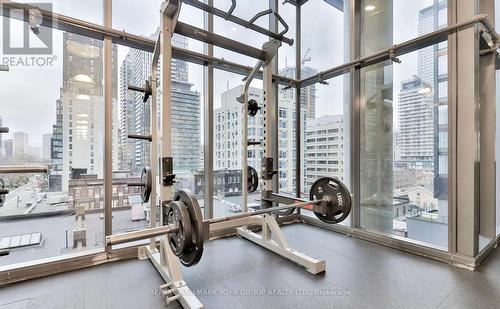 904 - 5 St. Joseph Street, Toronto, ON - Indoor Photo Showing Gym Room