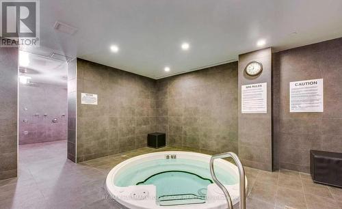 904 - 5 St. Joseph Street, Toronto, ON - Indoor Photo Showing Other Room