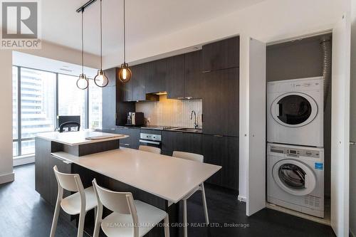 904 - 5 St. Joseph Street, Toronto, ON - Indoor Photo Showing Laundry Room